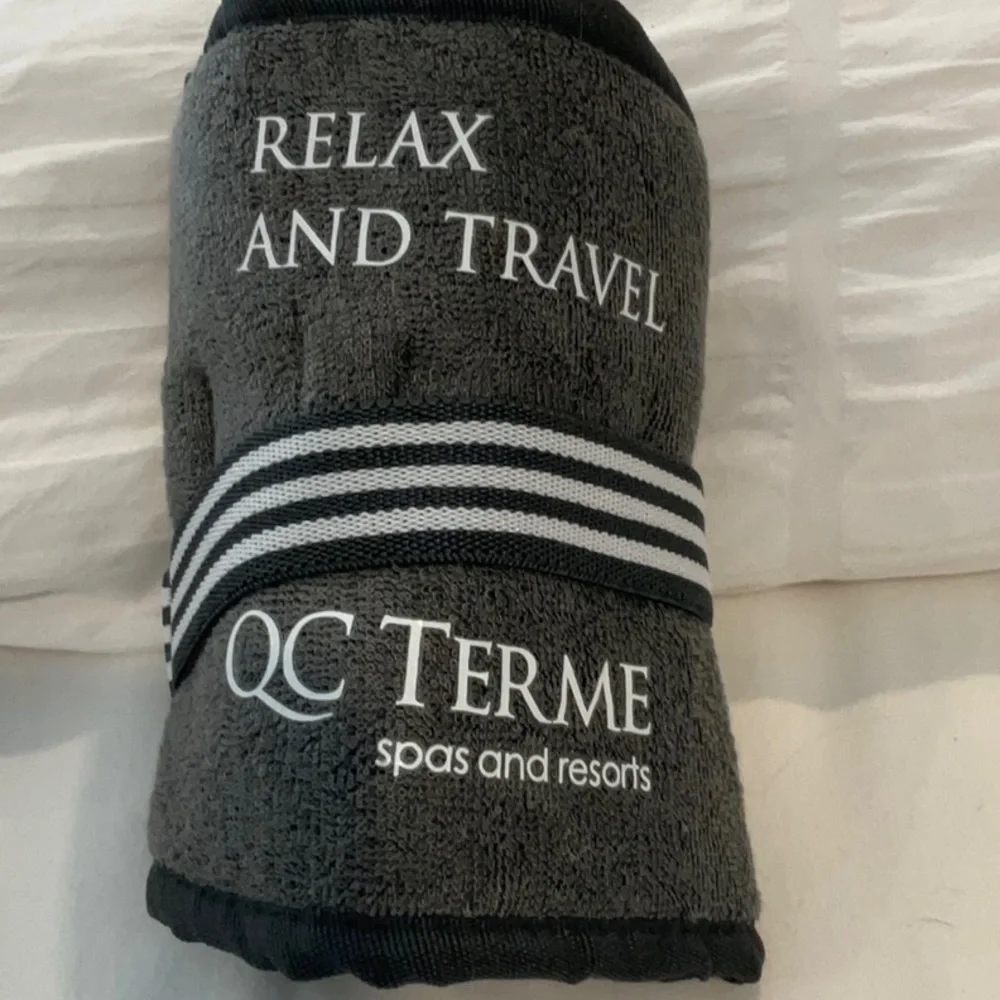 QC SPAS AND RESORTS 6 40 MI TUBES OF PRODUCT NWT